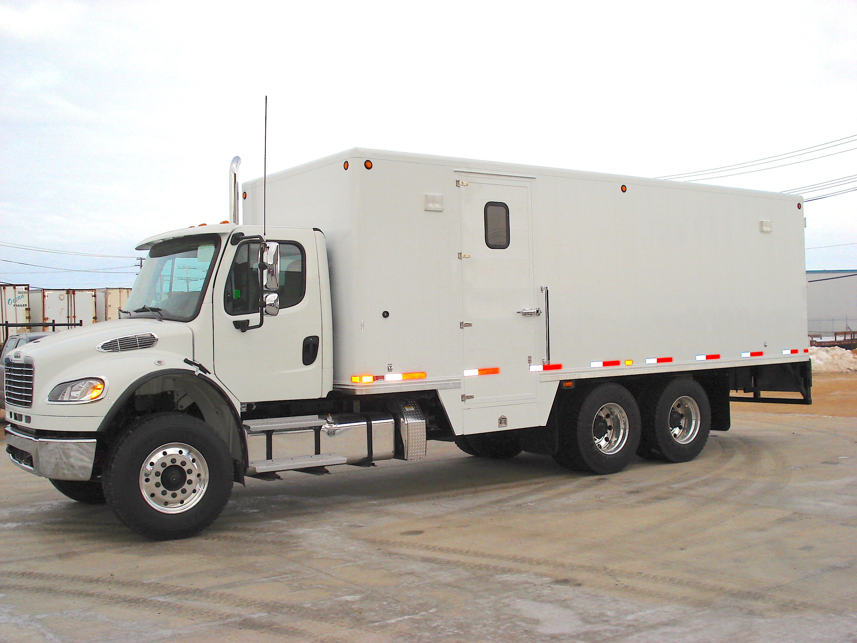 Steamer unit installed inside a truck body