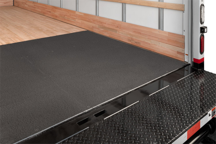 Slip-Resistant Rear Threshold